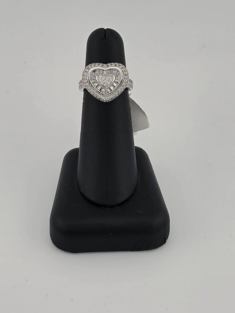 Brand New 925 Sterling Silver Heart Design Ring with Cubic Zirconia Stones